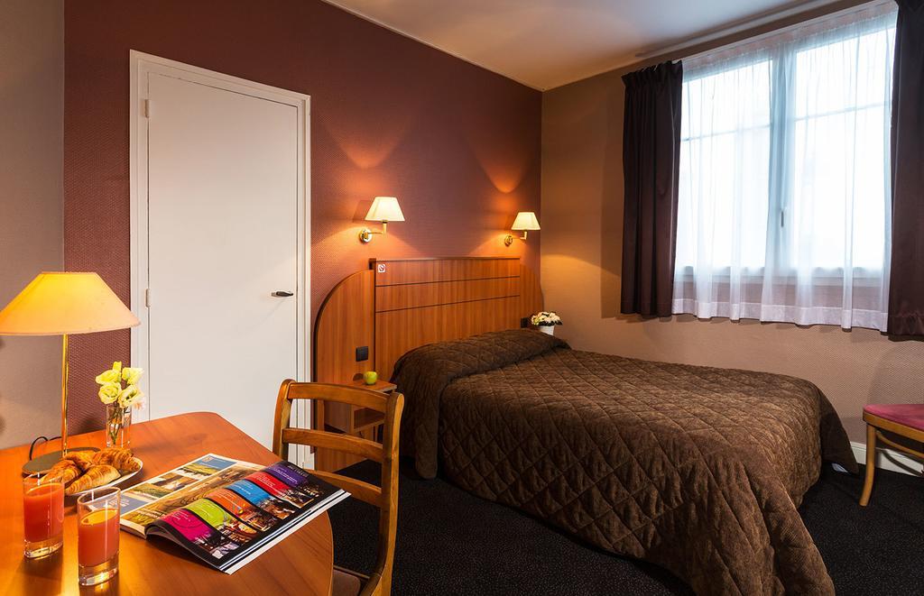 Hotel Astrid Rouen Exterior photo