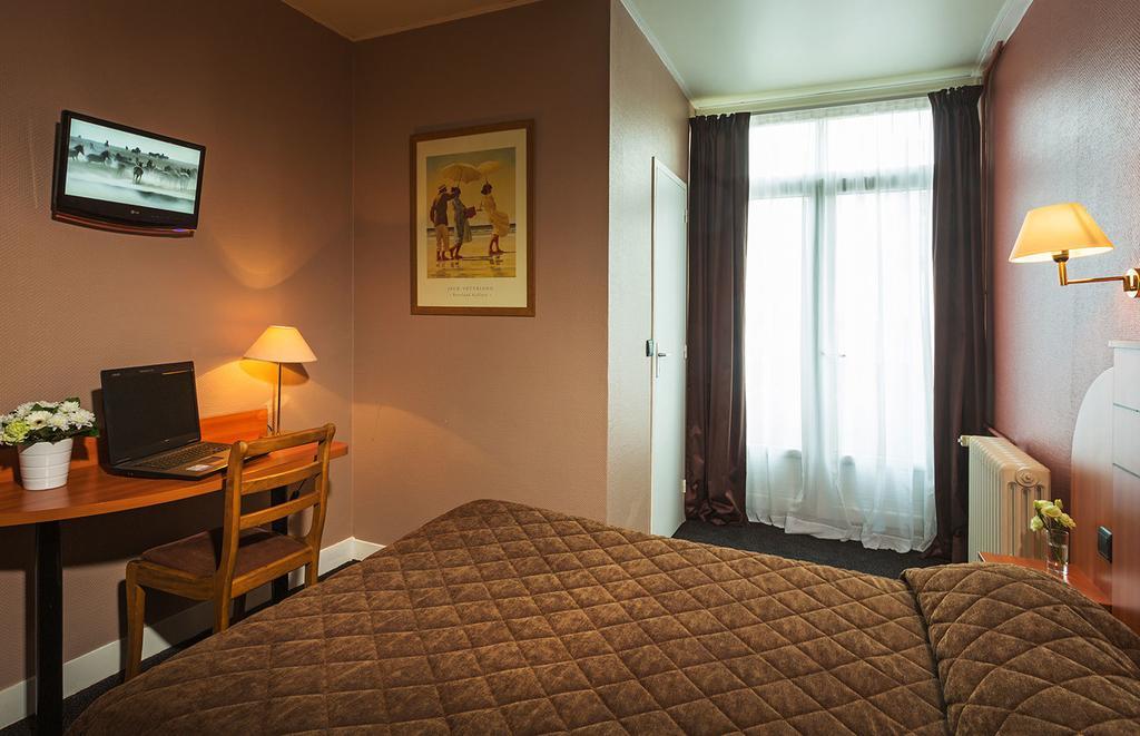 Hotel Astrid Rouen Exterior photo