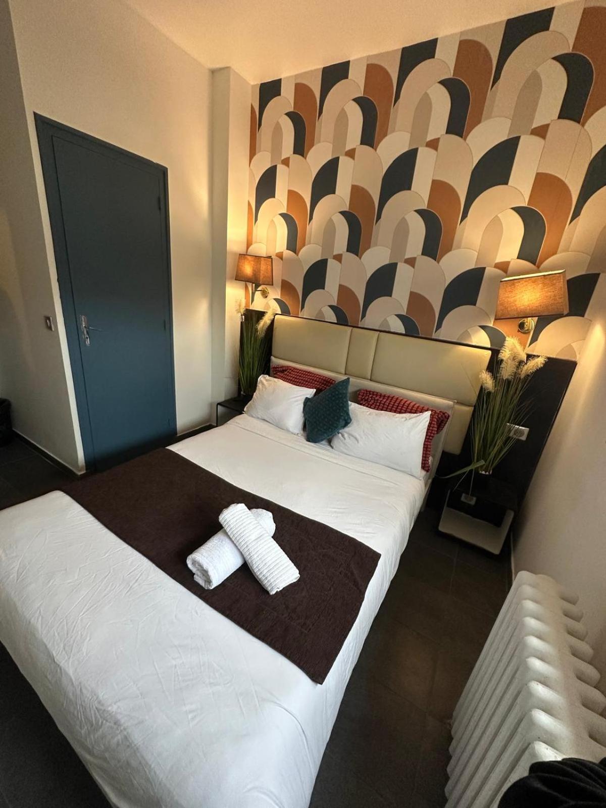 Hotel Astrid Rouen Exterior photo