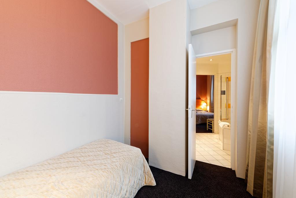 Hotel Astrid Rouen Exterior photo