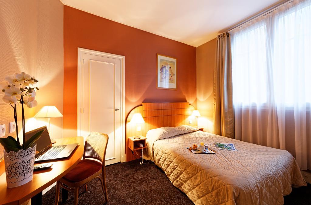 Hotel Astrid Rouen Exterior photo