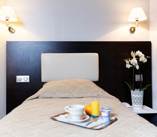 Hotel Astrid Rouen Exterior photo